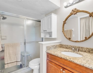 4640 Chantelle Drive - Photo Thumbnail 19