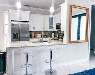 2396 50th Avenue Ne - Photo Thumbnail 9