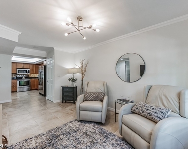 5633 Turtle Bay Drive - Photo Thumbnail 11