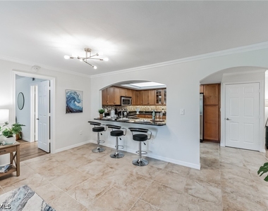 5633 Turtle Bay Drive - Photo Thumbnail 16