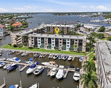 803 River Point Drive - Photo Thumbnail 17