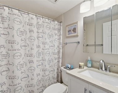 803 River Point Drive - Photo Thumbnail 8