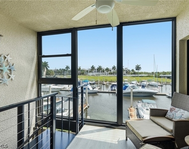 803 River Point Drive - Photo Thumbnail 12