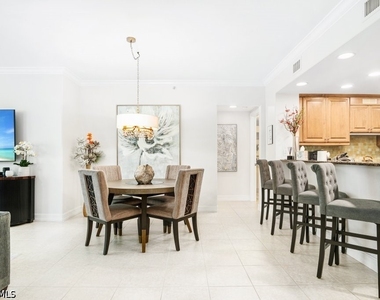 2728 Tiburon Boulevard E - Photo Thumbnail 4