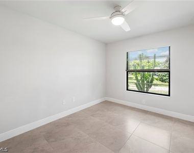 11251 Dean Street - Photo Thumbnail 13