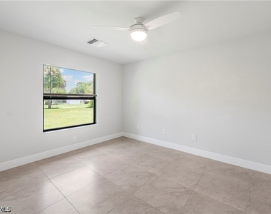 11251 Dean Street - Photo Thumbnail 17