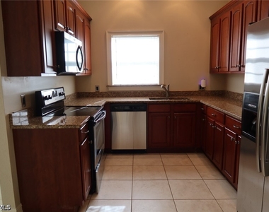 10996 Goodwin Street - Photo Thumbnail 6