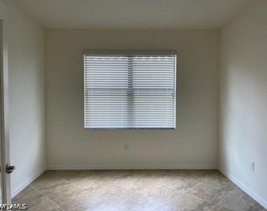 11564 Golden Oak Terrace - Photo Thumbnail 11