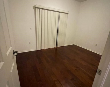 3265 Amanda Lane - Photo Thumbnail 10