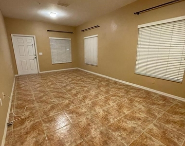 3265 Amanda Lane - Photo Thumbnail 1