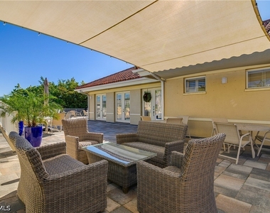 451 Bayfront Place - Photo Thumbnail 18