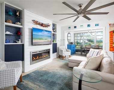 4171 Lakewood Boulevard - Photo Thumbnail 1
