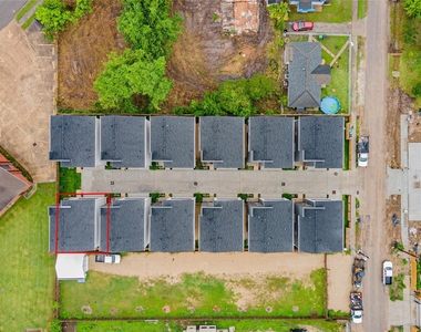 812 Elkhart Street - Photo Thumbnail 36