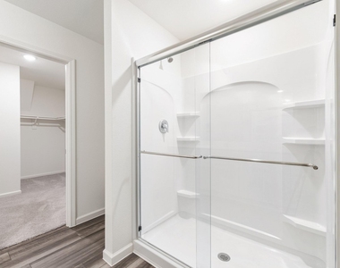 3603 Admiralty Drive - Photo Thumbnail 17