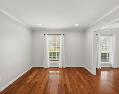6131 Yarwell Drive - Photo Thumbnail 8