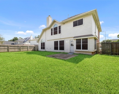 8207 Aliso Canyon Lane - Photo Thumbnail 24