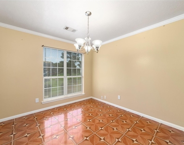 8207 Aliso Canyon Lane - Photo Thumbnail 3
