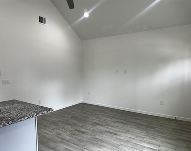 16686 E Lynbrook - Photo Thumbnail 3