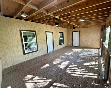 9013 Puritan Way - Photo Thumbnail 6