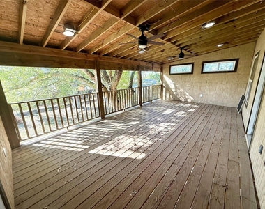 9013 Puritan Way - Photo Thumbnail 8