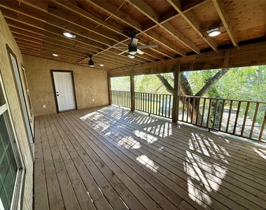 9013 Puritan Way - Photo Thumbnail 7