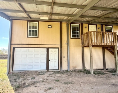 9013 Puritan Way - Photo Thumbnail 2
