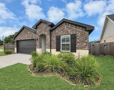1618 Westway Drive - Photo Thumbnail 3