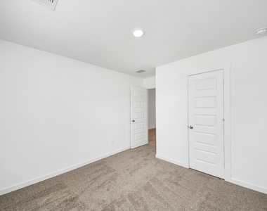 1618 Westway Drive - Photo Thumbnail 7