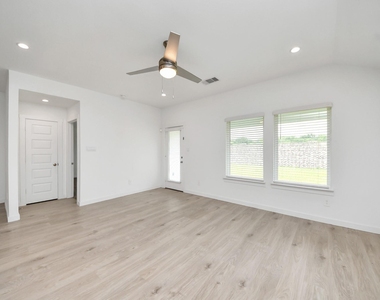 1618 Westway Drive - Photo Thumbnail 25