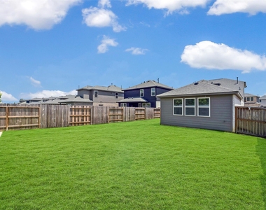 1120 Novelle Bend Drive - Photo Thumbnail 25