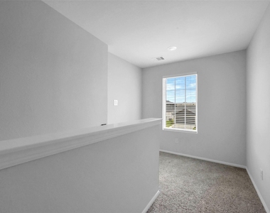 1120 Novelle Bend Drive - Photo Thumbnail 19
