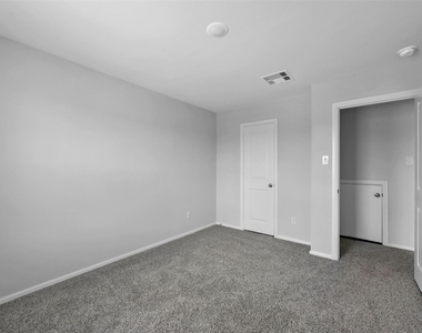 1120 Novelle Bend Drive - Photo Thumbnail 22