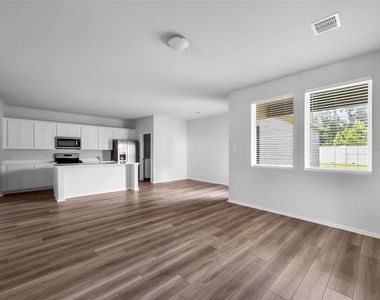 1120 Novelle Bend Drive - Photo Thumbnail 3