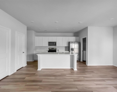 1120 Novelle Bend Drive - Photo Thumbnail 6