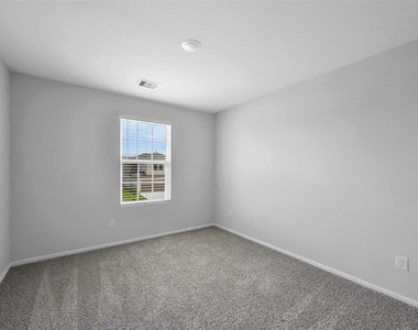 1120 Novelle Bend Drive - Photo Thumbnail 21