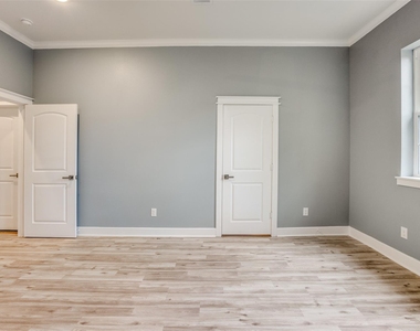 4927 E Ridge Creek Drive - Photo Thumbnail 11