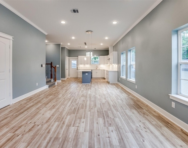 4927 E Ridge Creek Drive - Photo Thumbnail 5