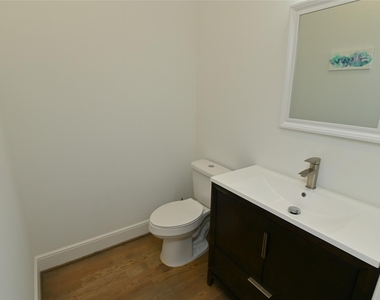 1117 W 16th Street - Photo Thumbnail 28