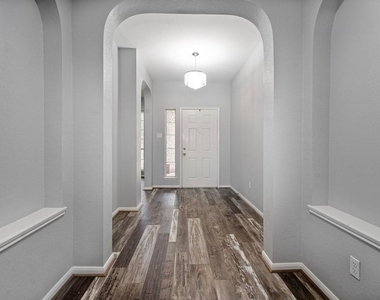 421 Livingstone Lane - Photo Thumbnail 22