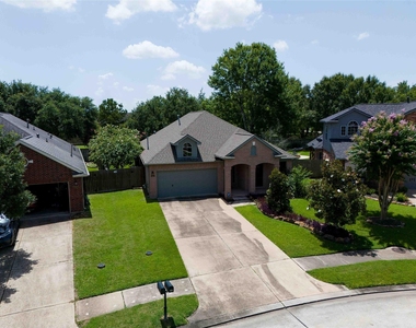421 Livingstone Lane - Photo Thumbnail 23