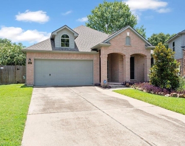 421 Livingstone Lane - Photo Thumbnail 1