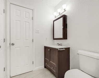 622 N 13th Street - Photo Thumbnail 14
