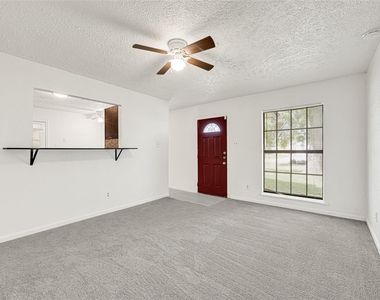 622 N 13th Street - Photo Thumbnail 4