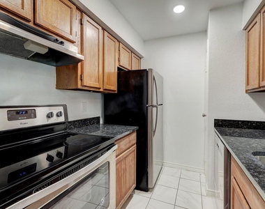 11201 Lynbrook Drive - Photo Thumbnail 3