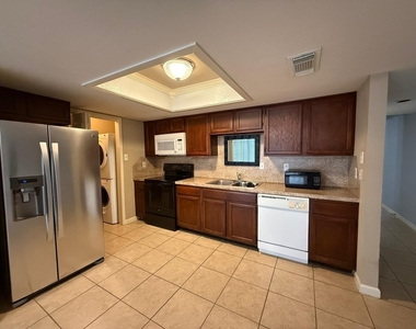 14777 Wunderlich Drive - Photo Thumbnail 8