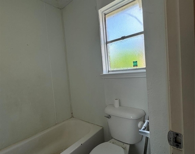 9330 Tooley Drive - Photo Thumbnail 15