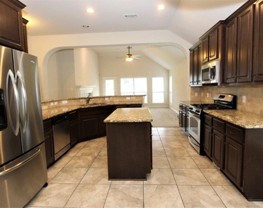 8902 Peach Oak Crossing - Photo Thumbnail 11