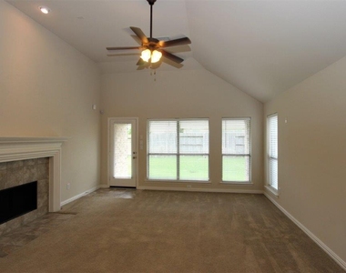 8902 Peach Oak Crossing - Photo Thumbnail 4