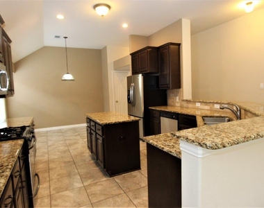 8902 Peach Oak Crossing - Photo Thumbnail 7