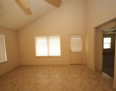 23210 Royal Tiger Road - Photo Thumbnail 15